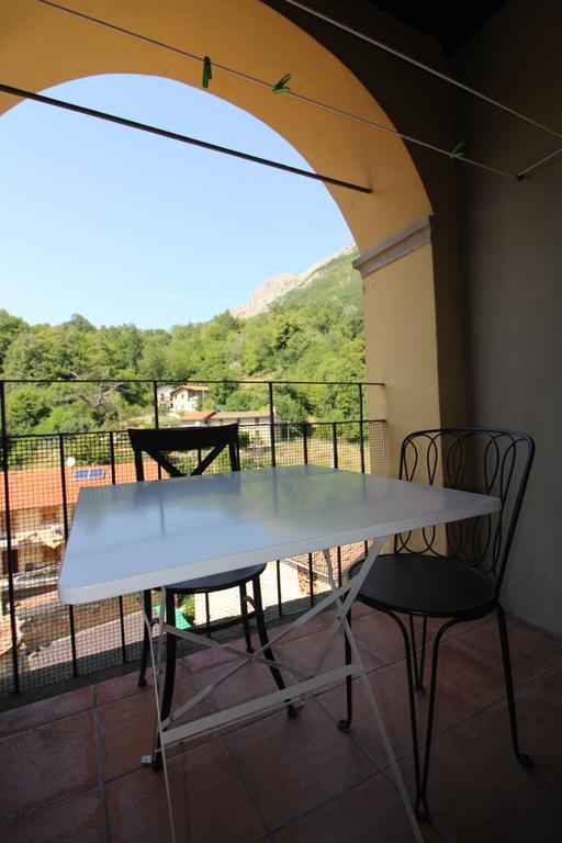 Apartment Casa Gianfrati Corfino Luaran gambar
