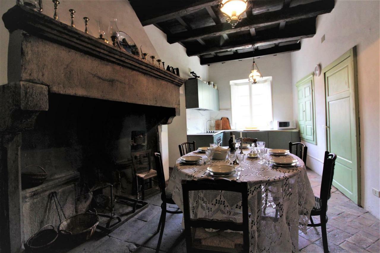 Apartment Casa Gianfrati Corfino Luaran gambar